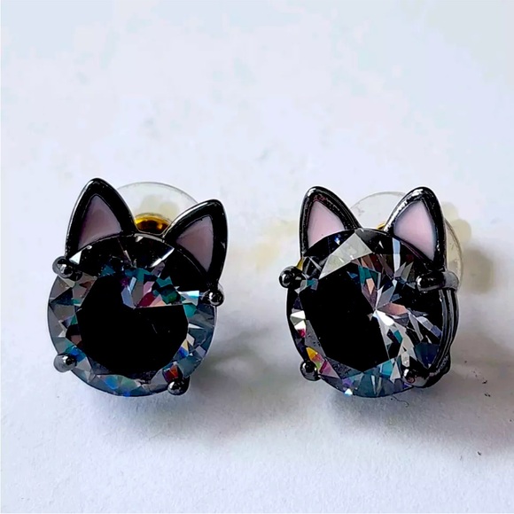 NIB Bella Jack Stud Earrings Hematite Tone Cat Head Black Cubic Zirconia Accent - Picture 1 of 7